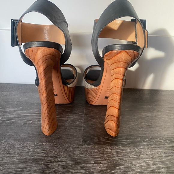 Schutz Leather & Wood Heels - Picture 3 of 7